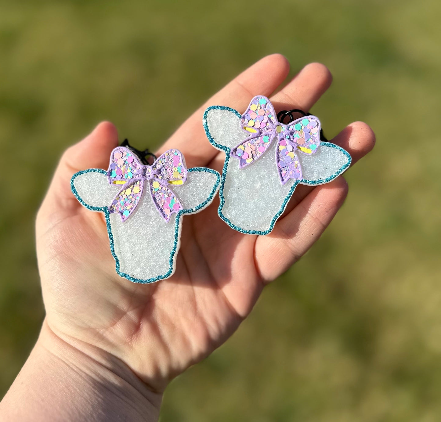 Cow with Bow Vent Clips