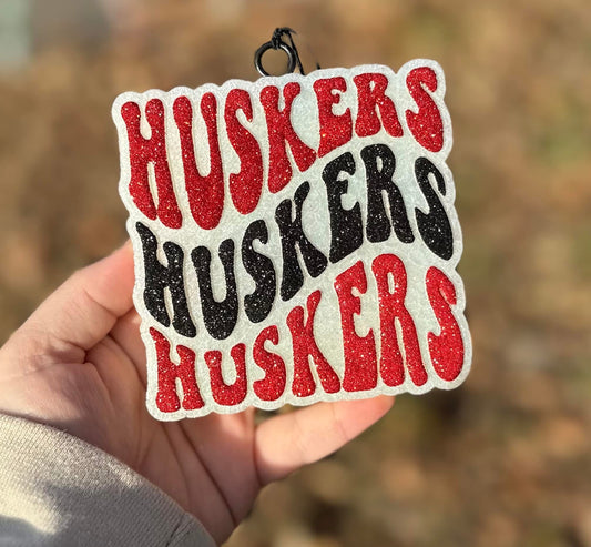 Huskers Retro Text